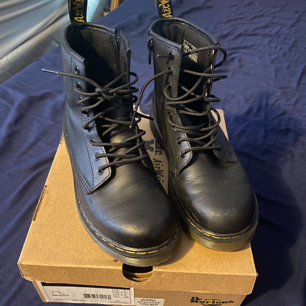 Boots youth size